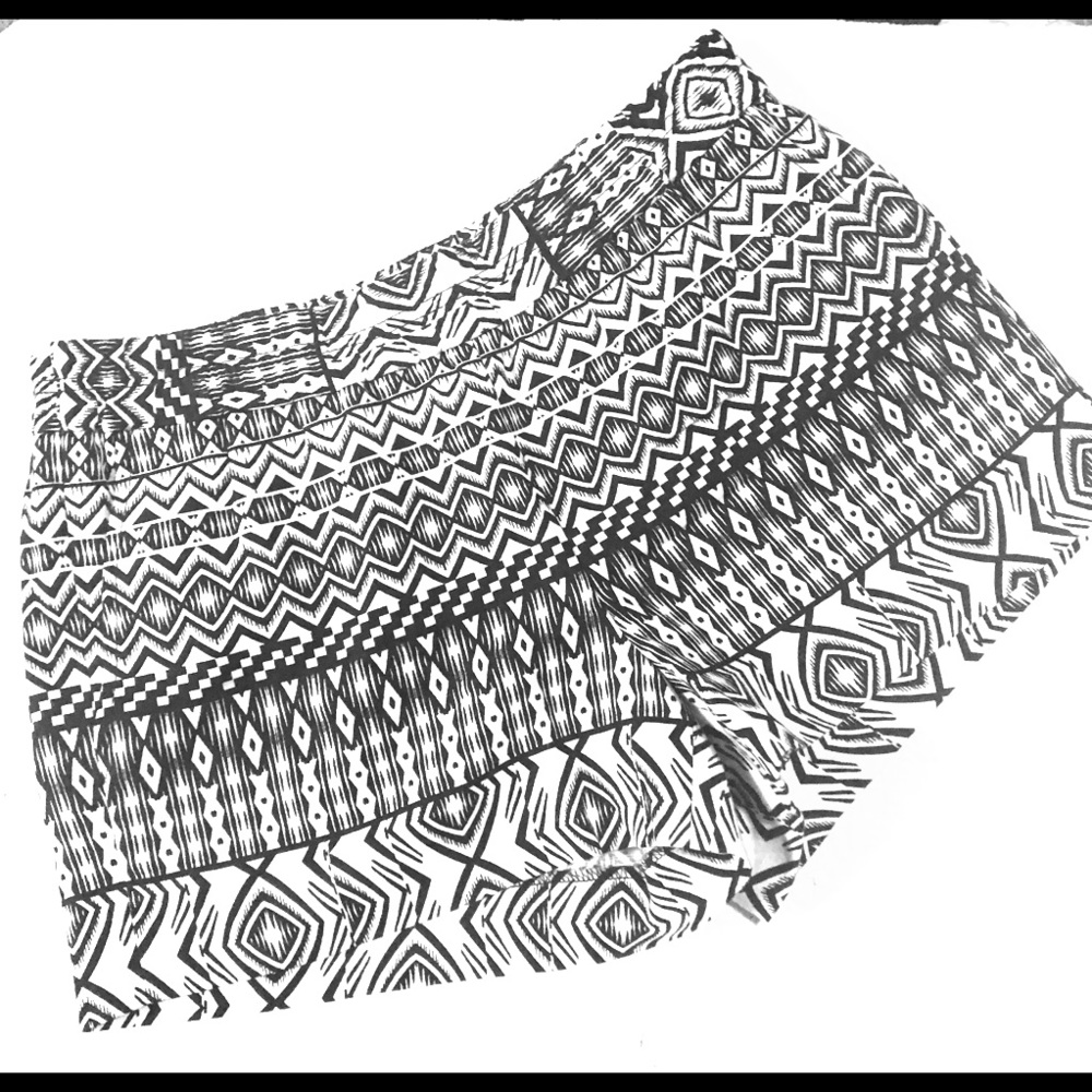 J. Crew Black & White Shorts - Size 6